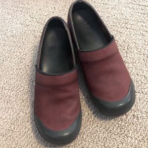 Dansko sport clog